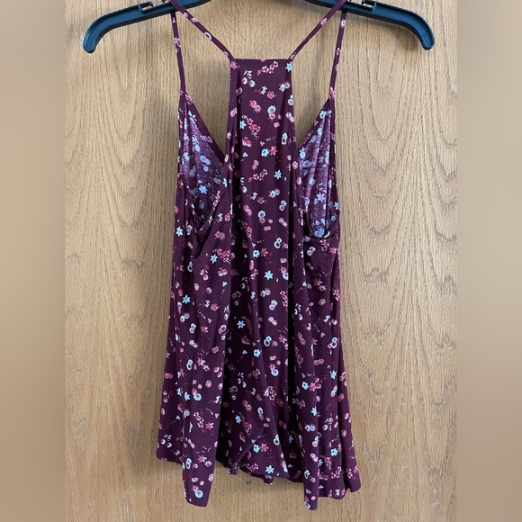 Beautiful Tank Top - Picture 3 of 4